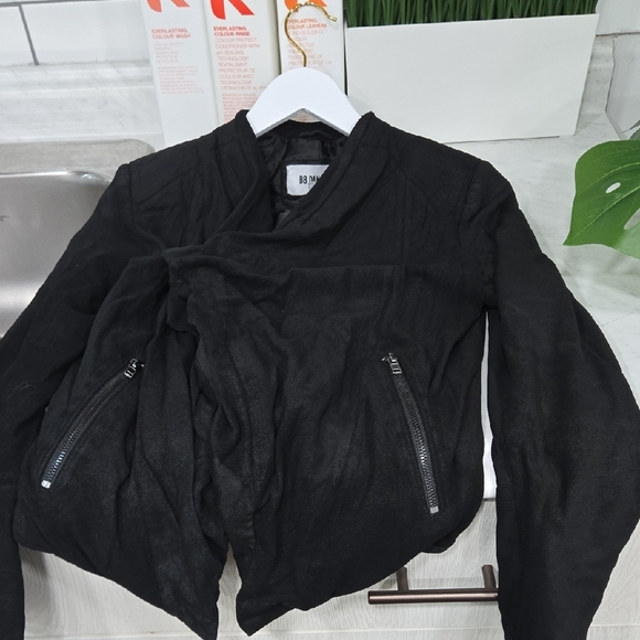 BB Dakota Elegant Black Outerwear - Picture 5 of 6